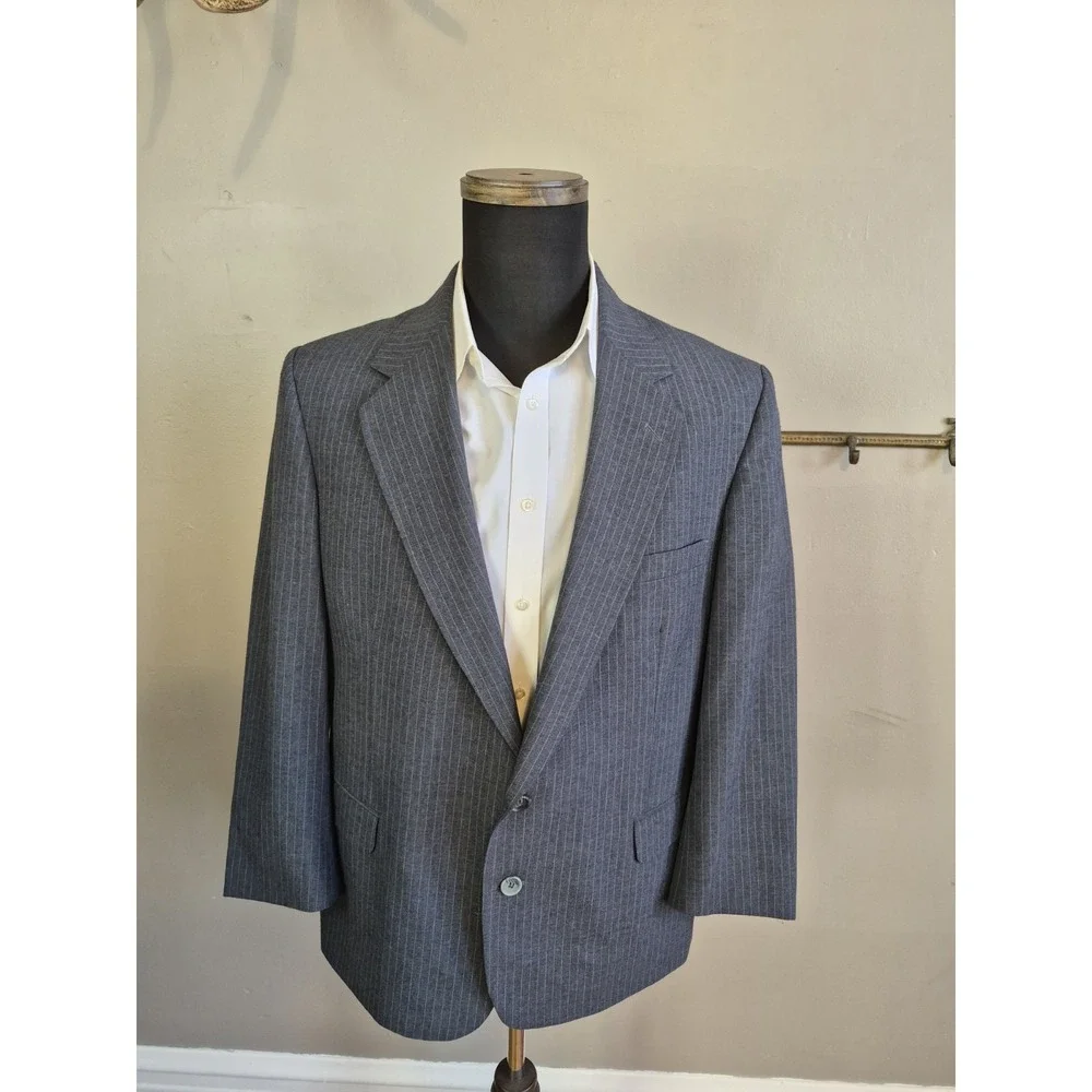 JG Hook Mens Wool Sport Coat 39S Gray Striped 2 Button Blazer USA Vintage